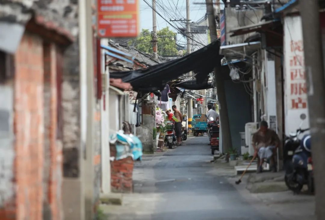 这个春节，我亲眼见证了二线城市的商场大战