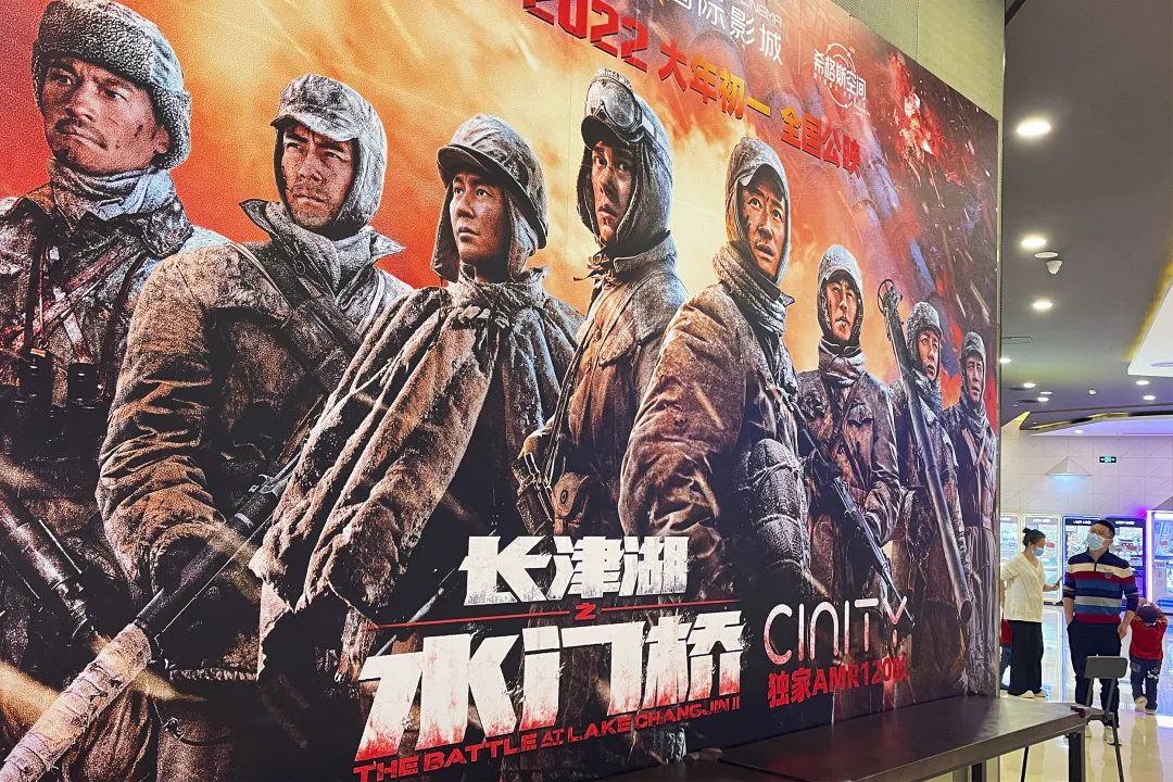 新冠两年,我们和一些「惨烈」的行业聊了聊