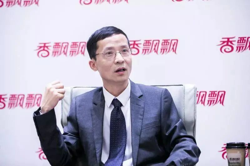 香飘飘,香该往哪飘?