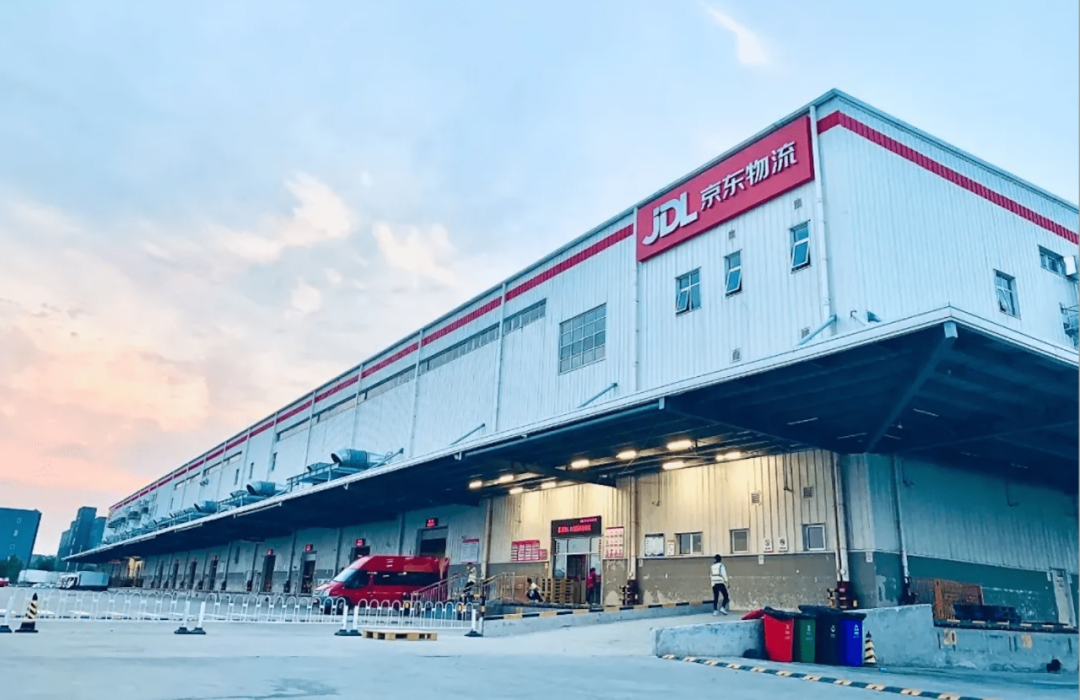 阿里电商搞「自营」，与京东“殊途同归”？