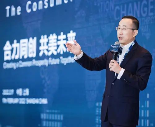 蒙牛卢敏放:一杯好奶的背后,要实现全产业链降碳