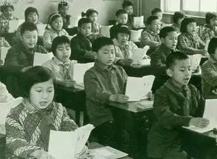 10块钱在80年代,竟然可以买到这些酒!