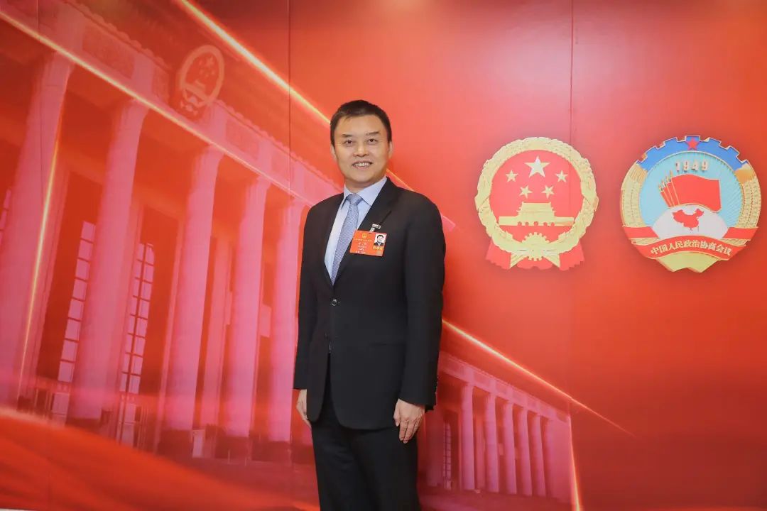 国产葡萄酒“减税降负”又成两会热点!