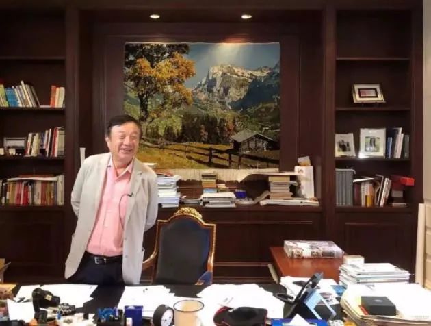 昨晚看了任正非最近动态,我越想越后怕…