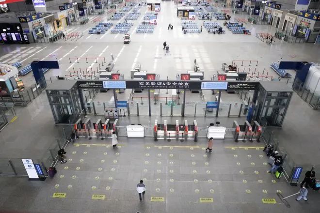 物流受限、清关延迟……疫情之下,上海葡萄酒商会被迫提价吗?
