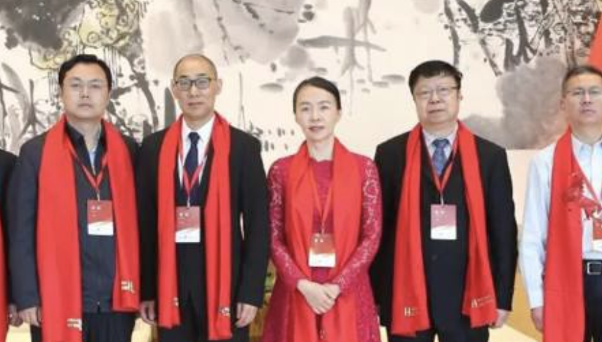 “西藏首富”:中国最神秘的女富豪