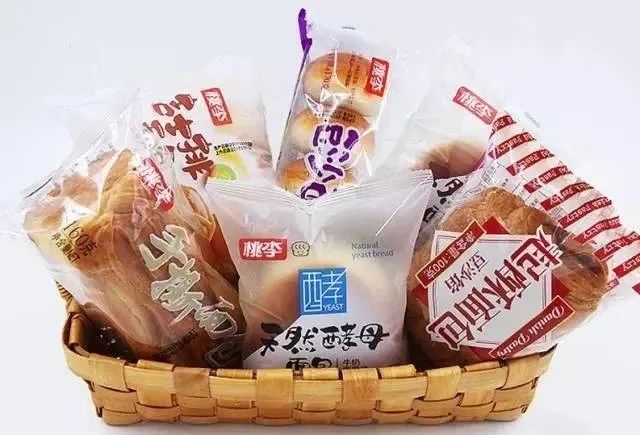 沈阳首富套现46亿，桃李面包“内外夹击”