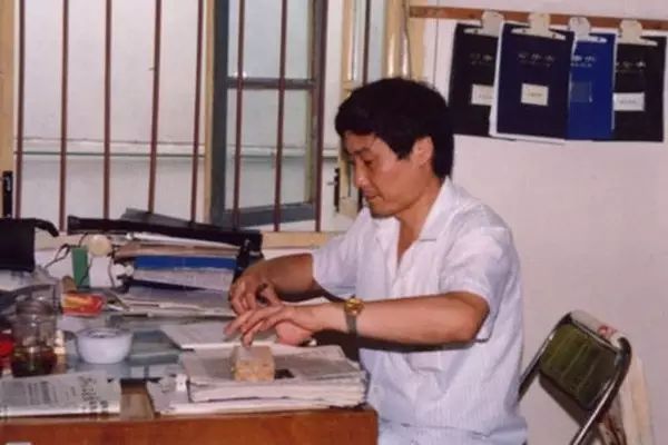 一镜到底,带你穿越娃哈哈的35年!