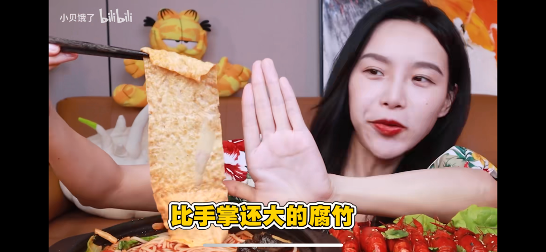 百亿螺蛳粉市场新宠，这碗“臭宝”为何让人反复真香？| 新XIU