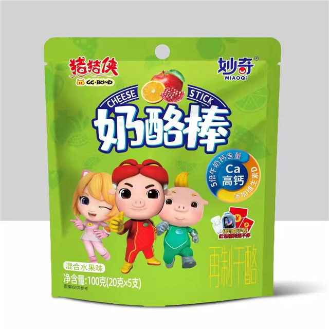 猪猪侠联名,行业首创!妙奇常温奶酪棒入驻线上春糖!