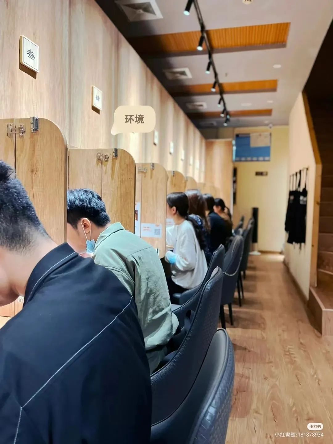 太Q了!“mini奶茶”集体出圈,5块钱两口喝完!为什么年轻人越来越喜欢“小包装”了?