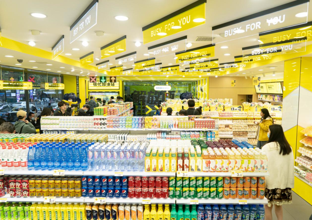 5年开出1200家店，零食很忙靠什么？