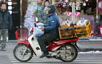从风靡到关店潮，又遭抵制：韩国“炸鸡经济”要凉了吗？