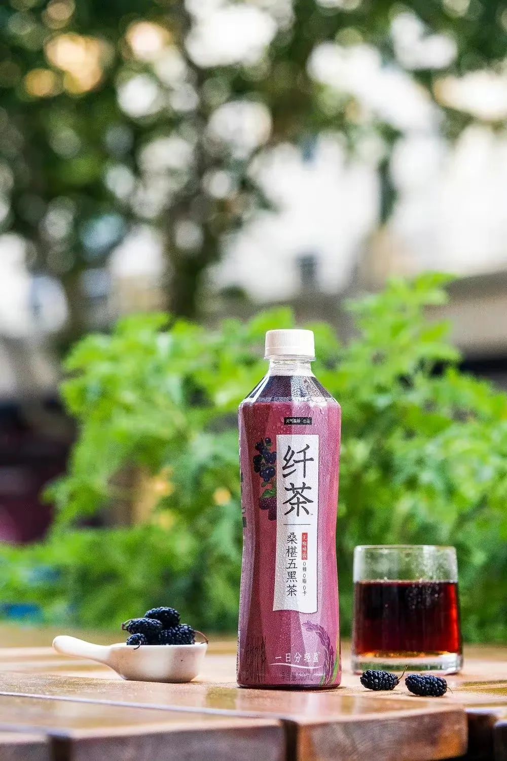 从“砍产品线”危机到业绩过亿，纤茶拿捏了“有病自医”的年轻人