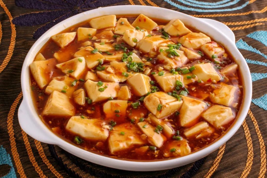 能上市的豆瓣酱,却难上年轻人的餐桌