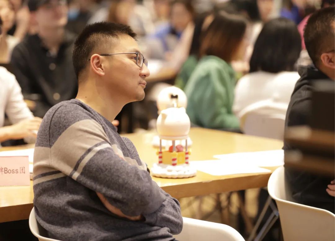 解构元气森林:疯子、傻子和厨子
