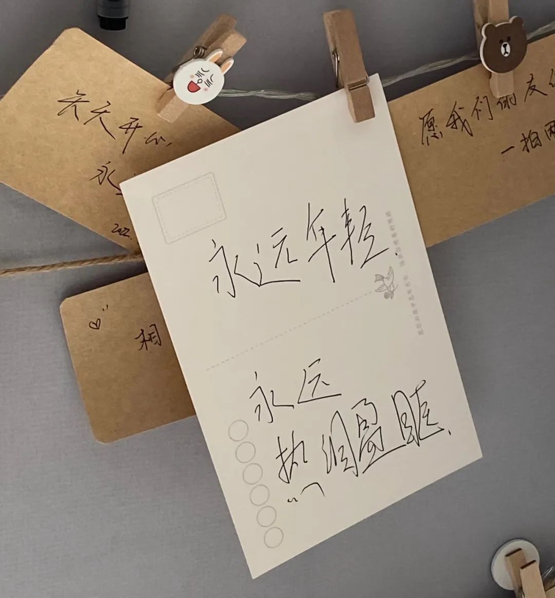 县城咖啡馆里,年轻人正扎堆复制“北上广”