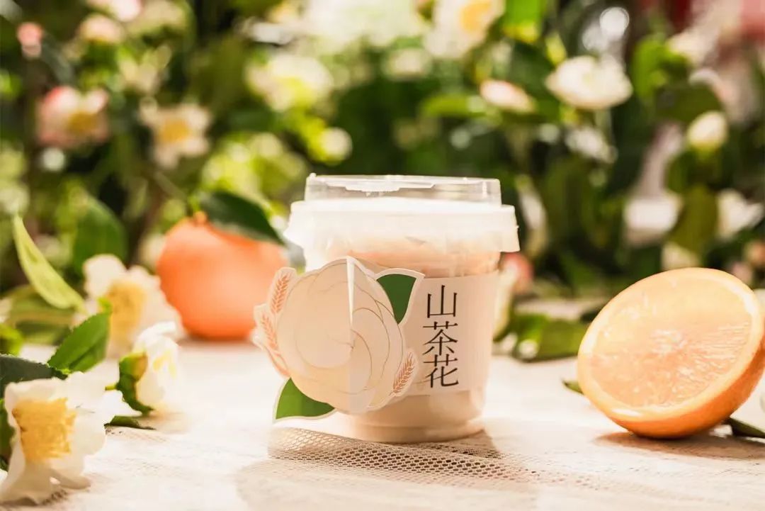 2万+门店都在上！火了一整年的“燕麦茶饮”，还有哪些爆款机会？