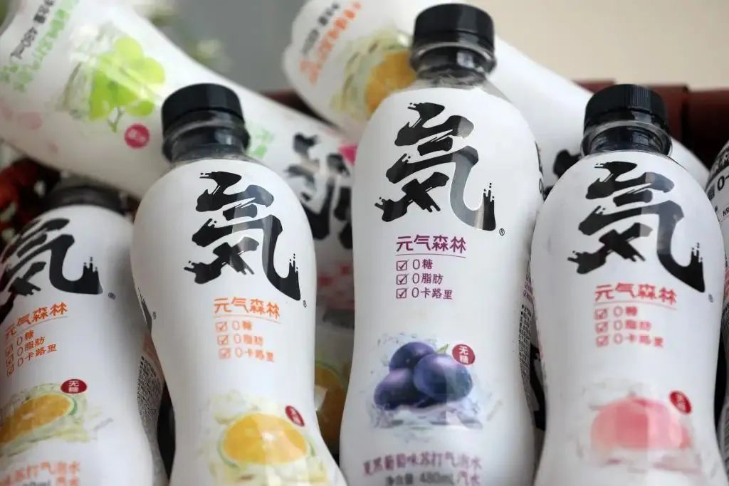 东鹏营收80亿，农夫双位数上涨，食企大佬“军令状”完成几何？