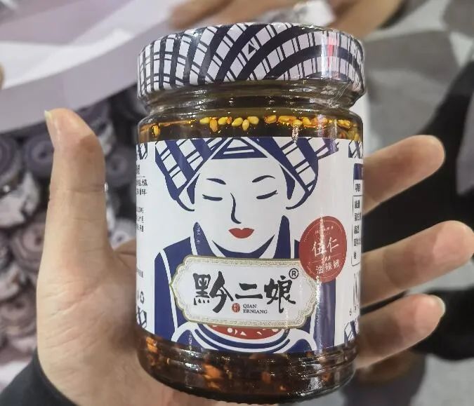 老干妈“老”了？经销商吐槽一件货如今只赚两元