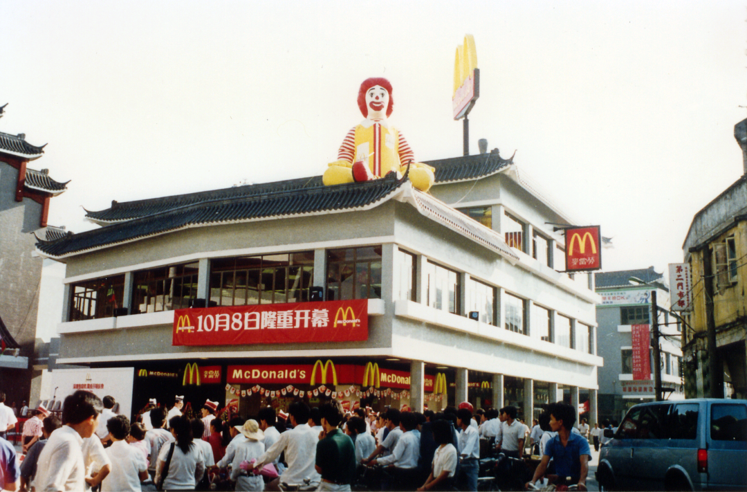 中国餐饮四十年：风云激荡，危机并存