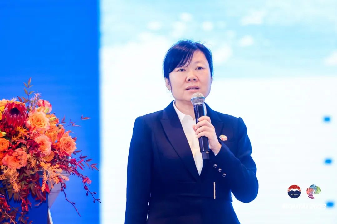 ​执“美”前行，今日，茅台在三亚召开史上范围最广、规模最大的市场工作会!