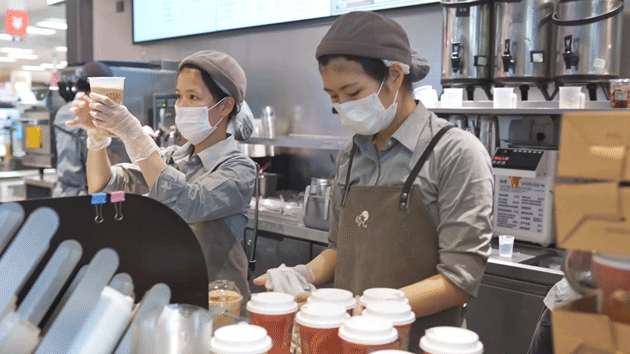 喜茶掉头，不想继续做“顶流”？