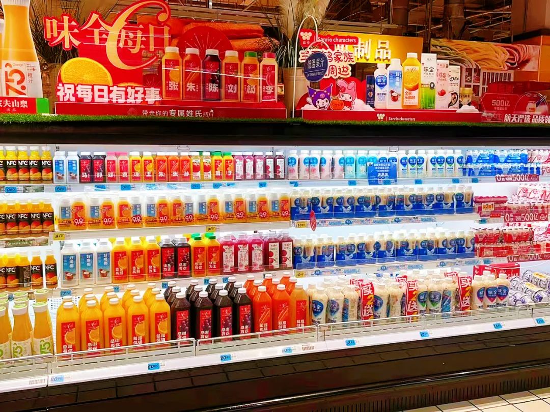 农夫、东鹏、怡宝…26家食企陈列“大比武”，谁能动销春节档？