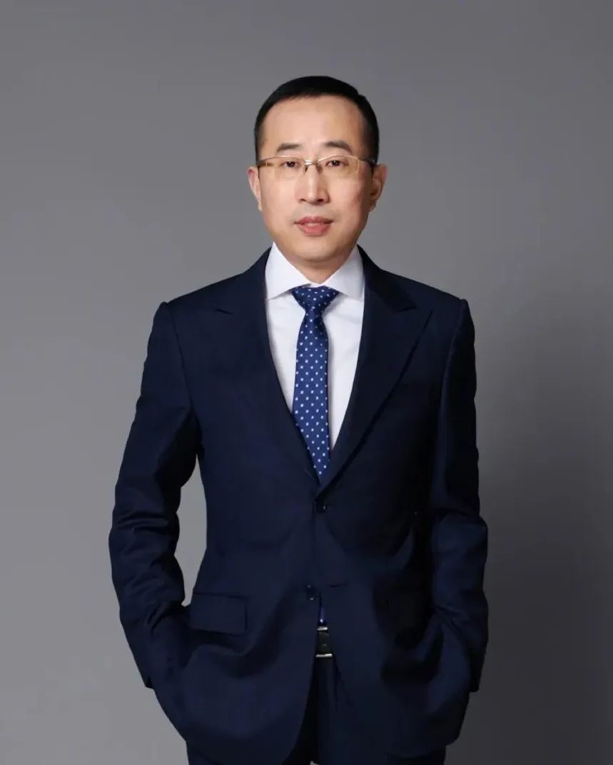 卢敏放将辞任这家乳企董事会主席，接任者是他！