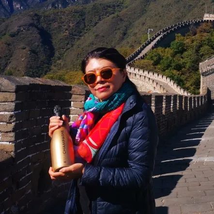 举杯欢庆,6位国际葡萄酒协会代表送上新春祝福,分享他们的春节酒单!