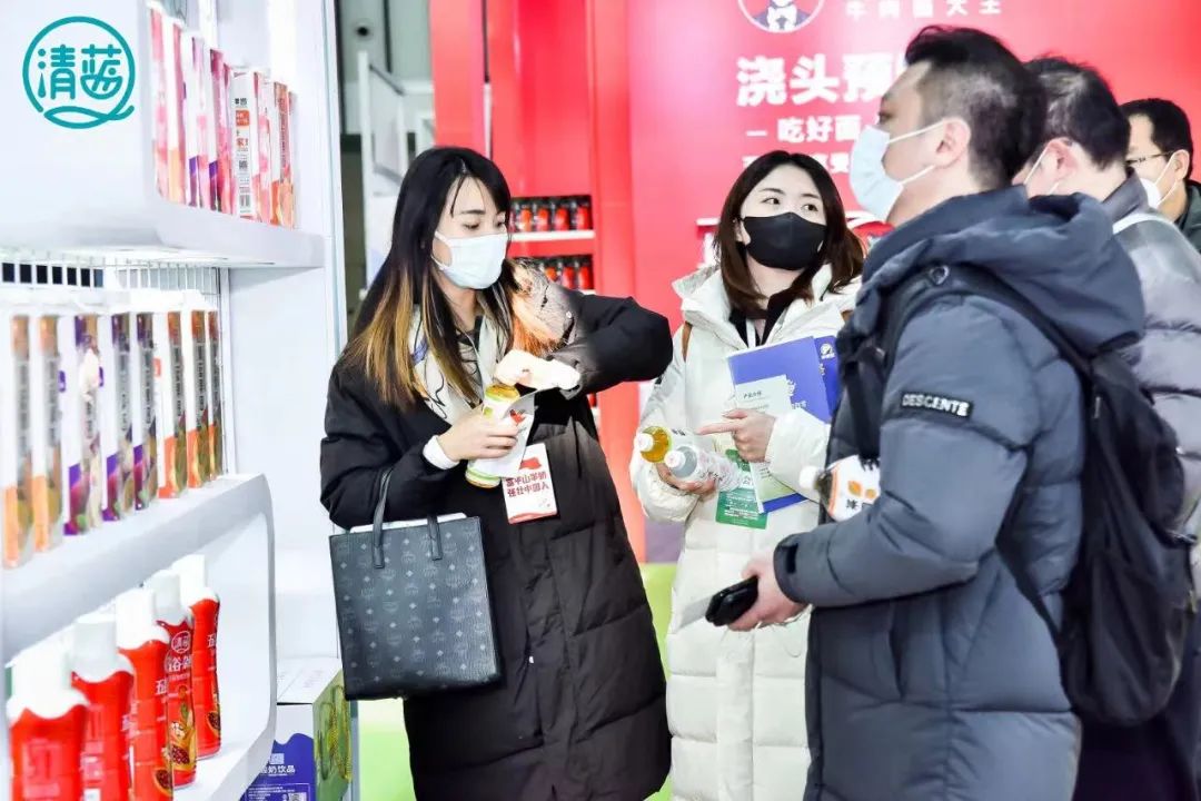 独家专访 | 清蓝“椰+”潮饮战略开启,如何引爆2023财富商机?