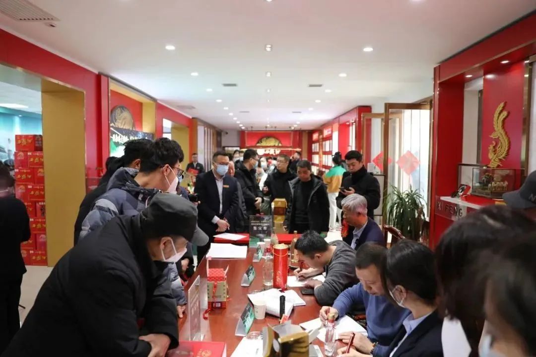 深挖老酒价值，开辟复兴新程，2023西凤上演开年大戏