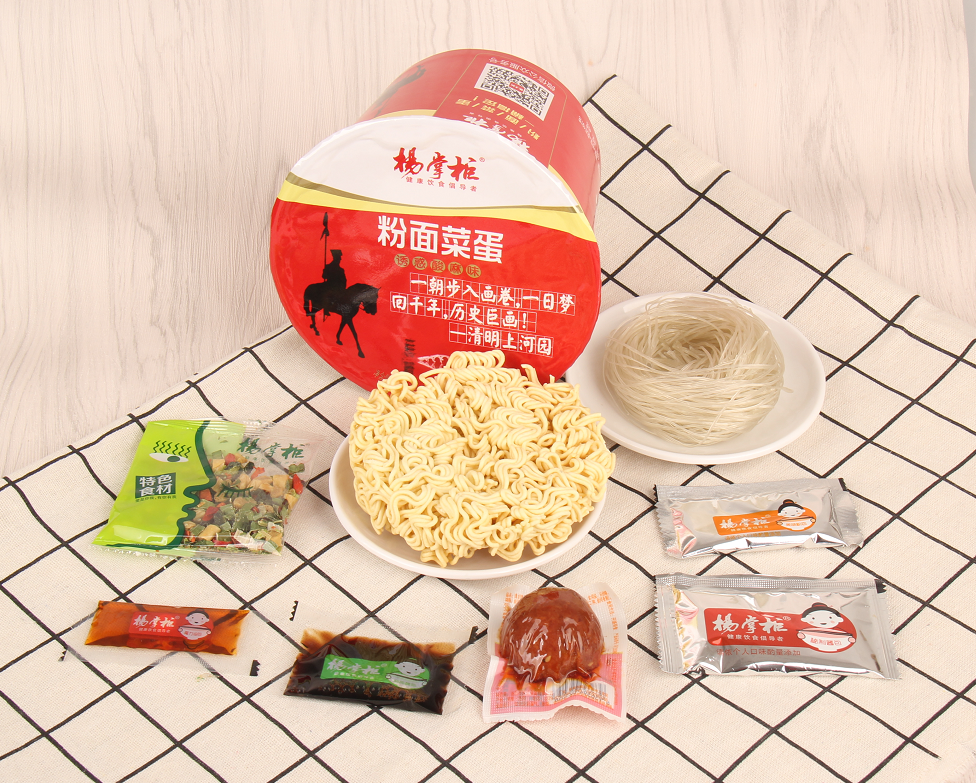 泡面内卷,统一“粉面蛋肉肠”新品登场,切割6元价格带