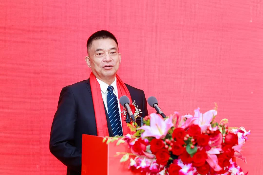 新希望集团2022成绩单:2700亿营收!