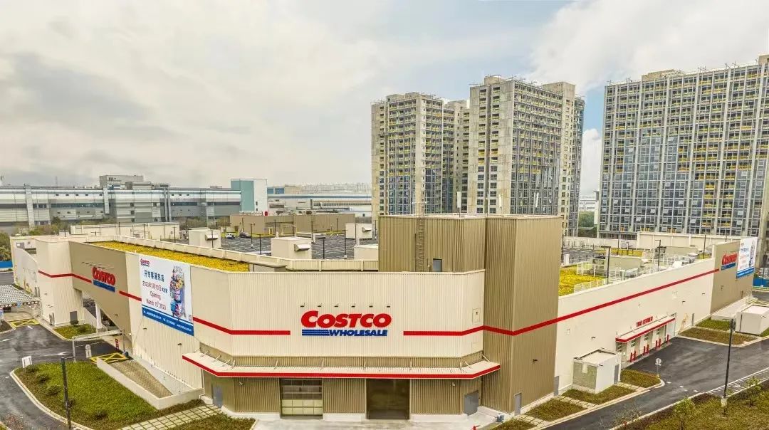 1亿中产买单，没开业就赚了近1600万元，Costco在中国为什么这么火？