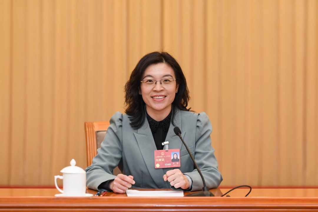 君乐宝魏立华、盐津铺子张学武…两会建言，今年食品行业风向哪吹？