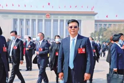 君乐宝魏立华、盐津铺子张学武…两会建言，今年食品行业风向哪吹？