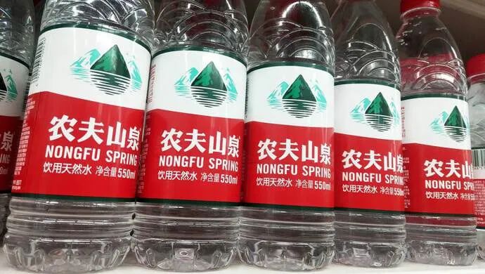 为什么人人都在抢3元瓶装水生意?