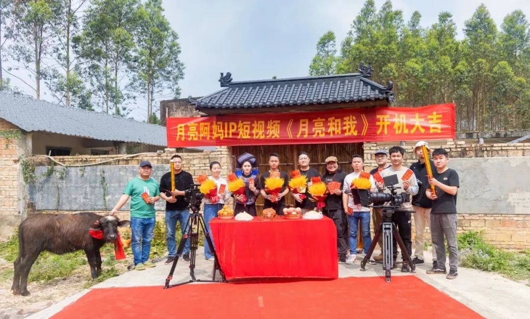 开年狂飙！流量与销量齐飞，水牛奶赛道杀出又一个“李子柒”！