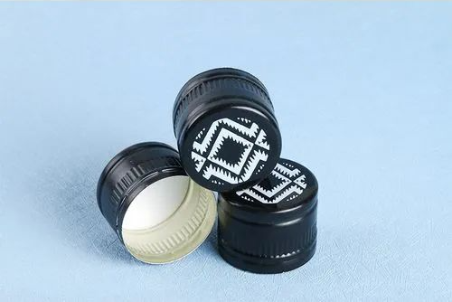 光瓶酒，悄然开启的“数字化战场”