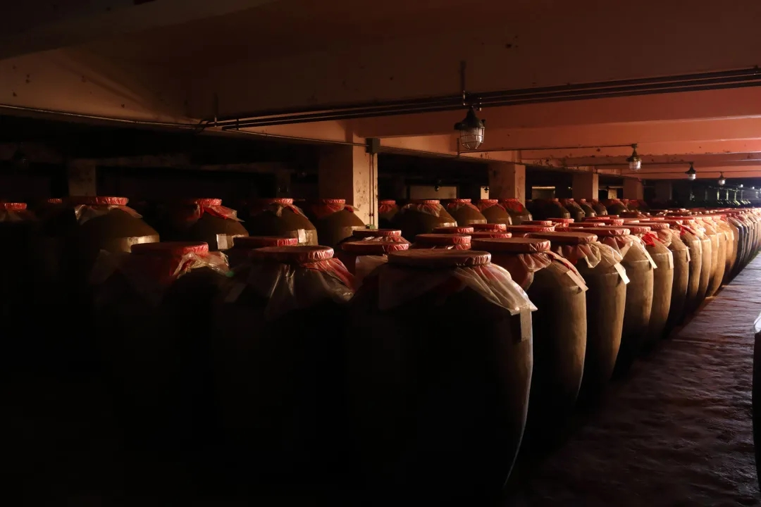 “老酱香”亮相糖酒会，百年糊涂靠品质“出圈”