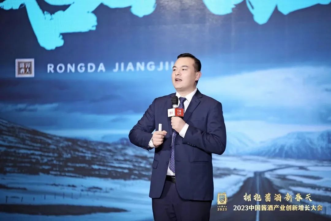 “容大狂飙”，屡获殊荣，做对了“四件事情”
