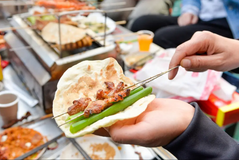 淄博烧烤爆火，哪些饮料有机会借势出圈？