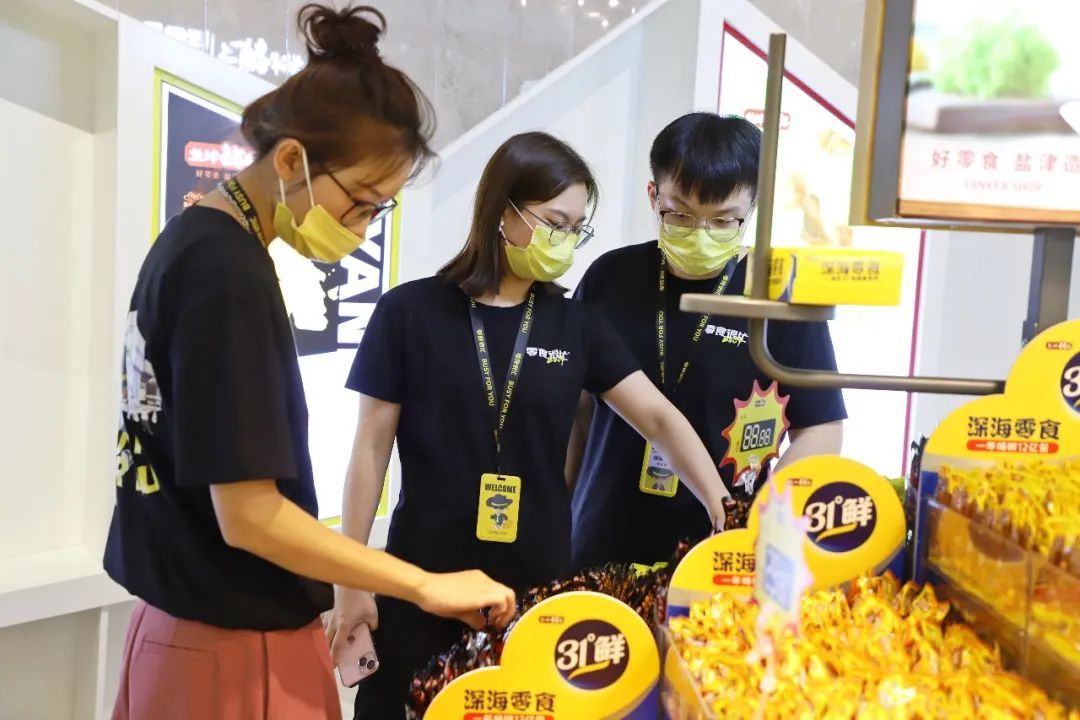 销售额2.11亿，零食很忙成盐津铺子业绩增长的最大“推手”？