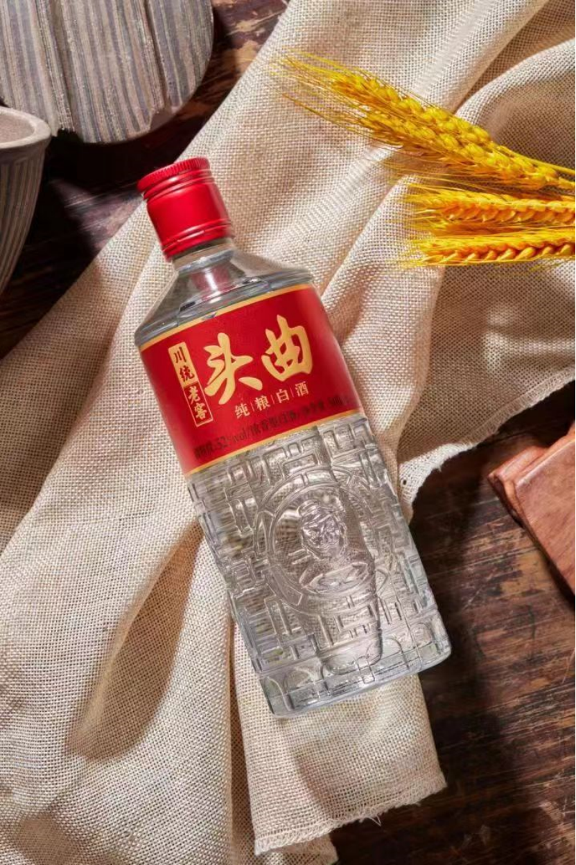头部、酱香、清香……新品来袭，照见酒业怎样的未来？
