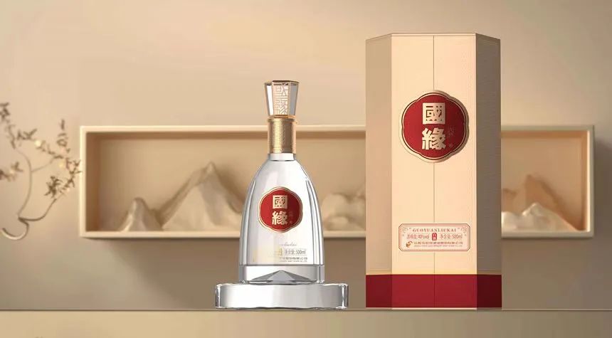头部、酱香、清香……新品来袭，照见酒业怎样的未来？