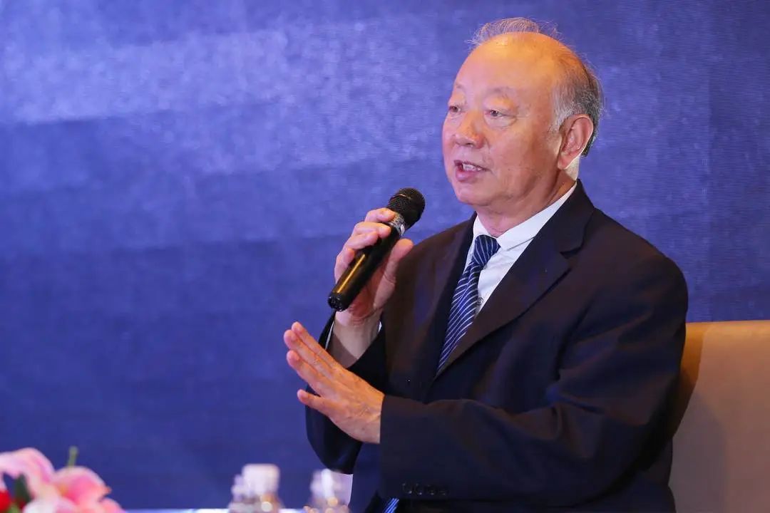 倡引健康饮酒新时代:健康品类白酒新典范九龙醉酒!