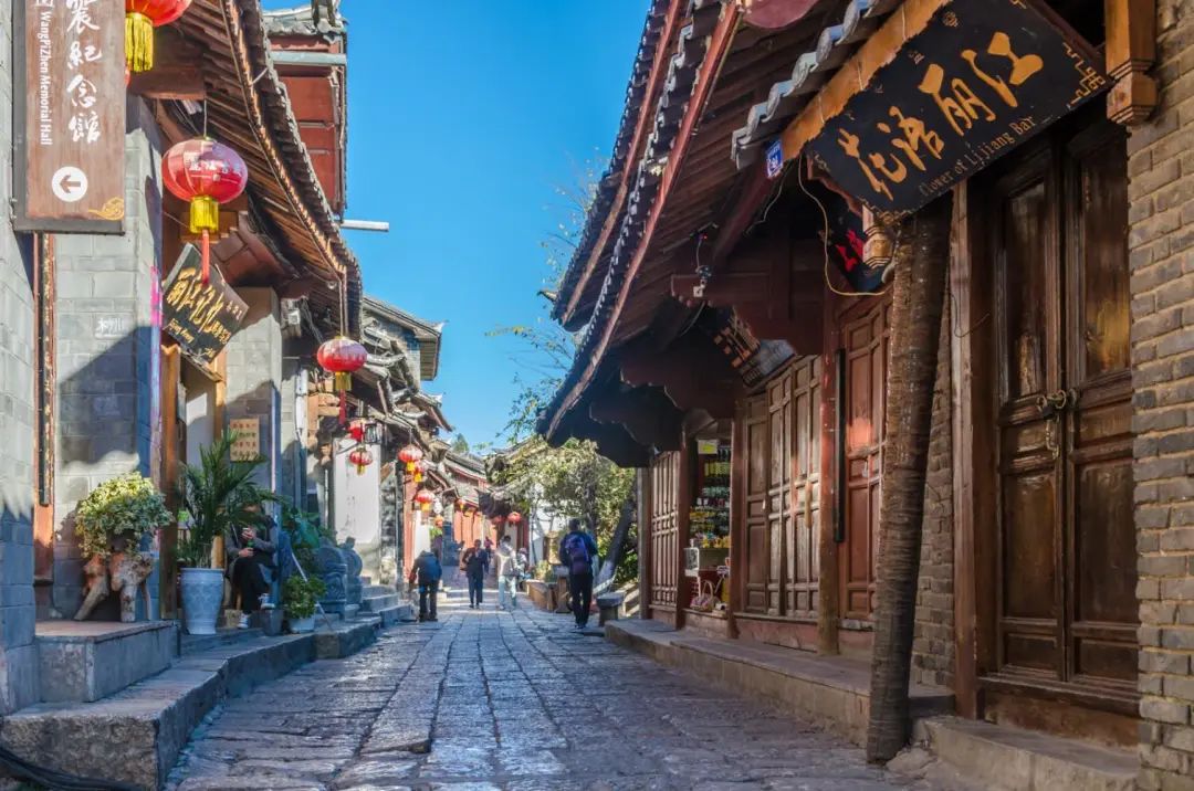 淄博爆火,丽江遇冷!冰与火之间酒商能学到什么?