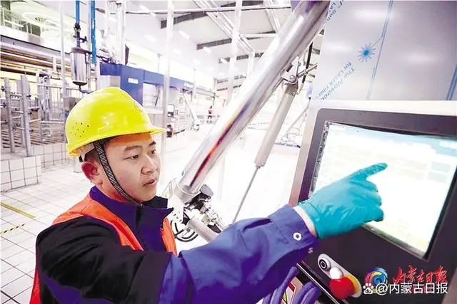 呼和浩特市土默特左旗:两位牧场主的高产秘诀