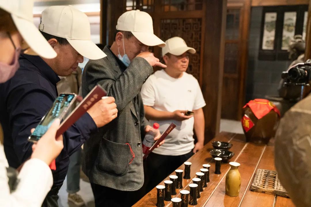 感受丛台的热度与热情,“京津冀大商进丛台”首场圆满结束